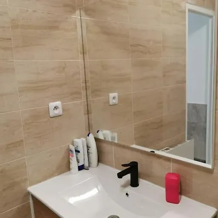 Maison *